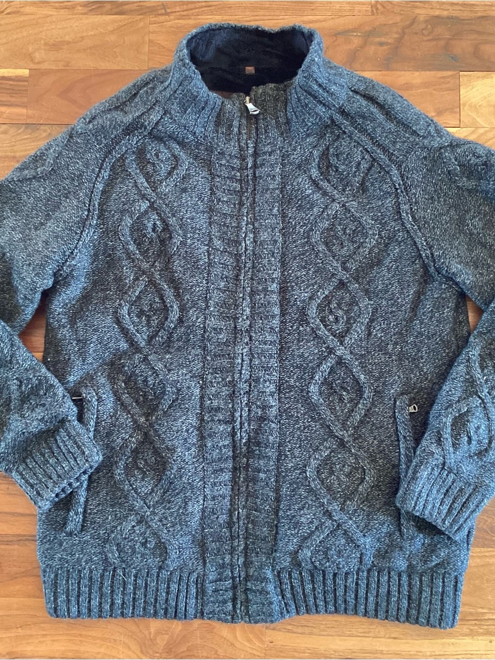 Men's Zip-Front Cable Knit Sweater Jacket in Charcoal